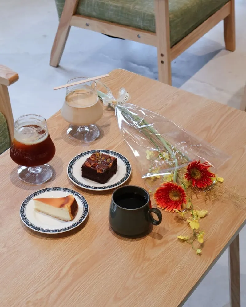 Hu’s Coffee 誰的咖啡