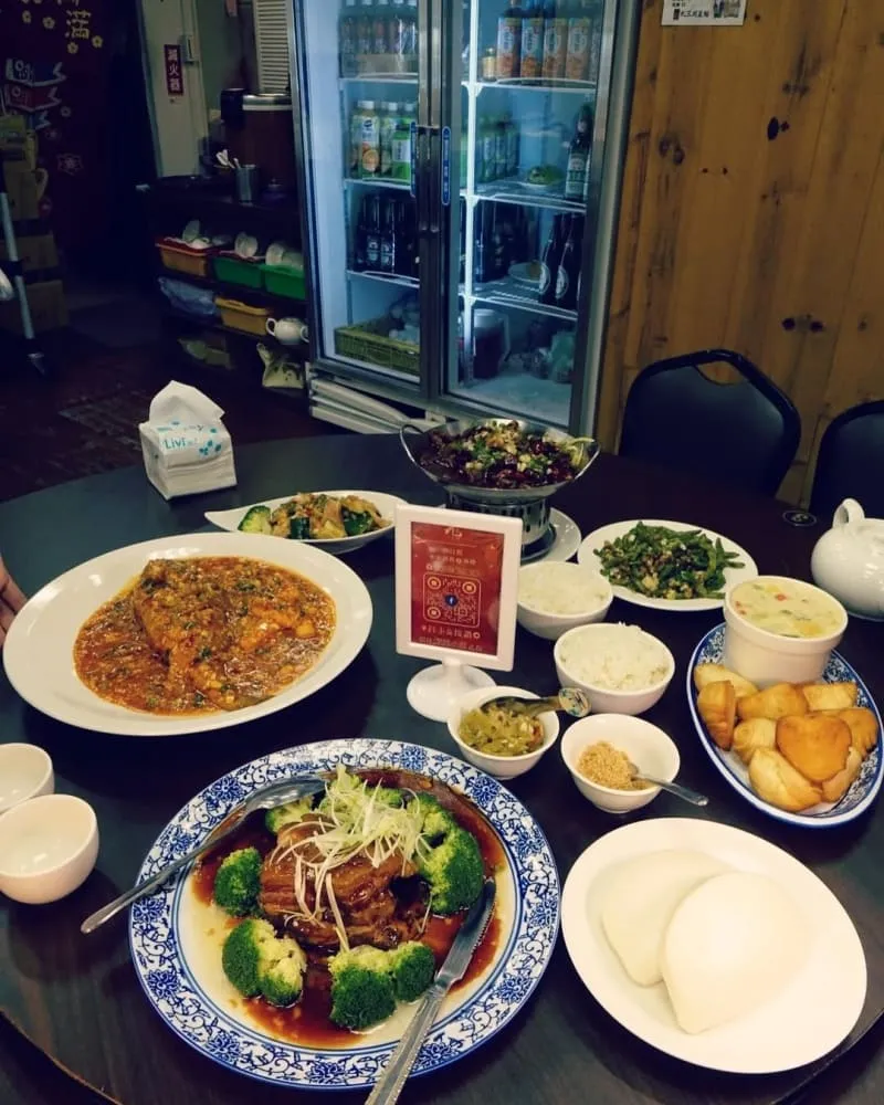 九三川菜館