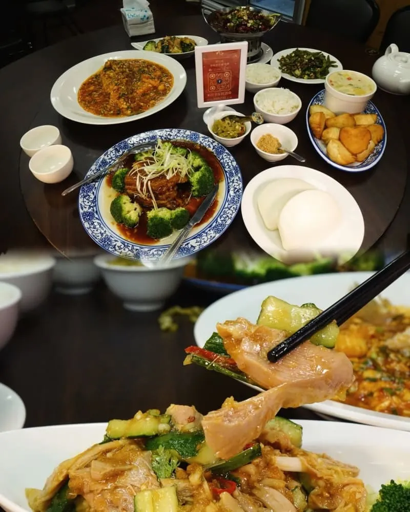 九三川菜館
