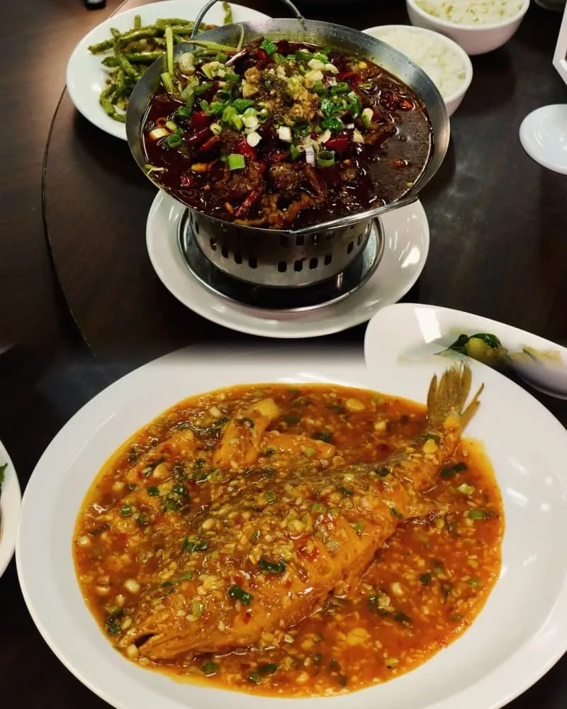九三川菜館