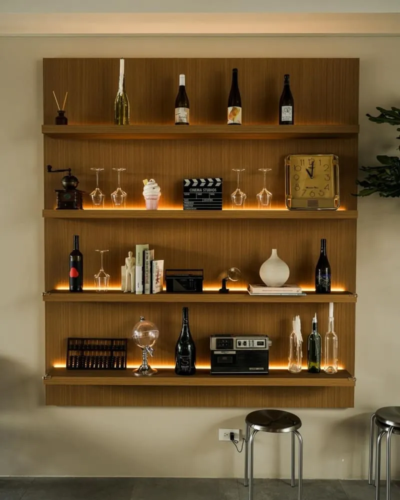 HECHO : Bar & Kitchen