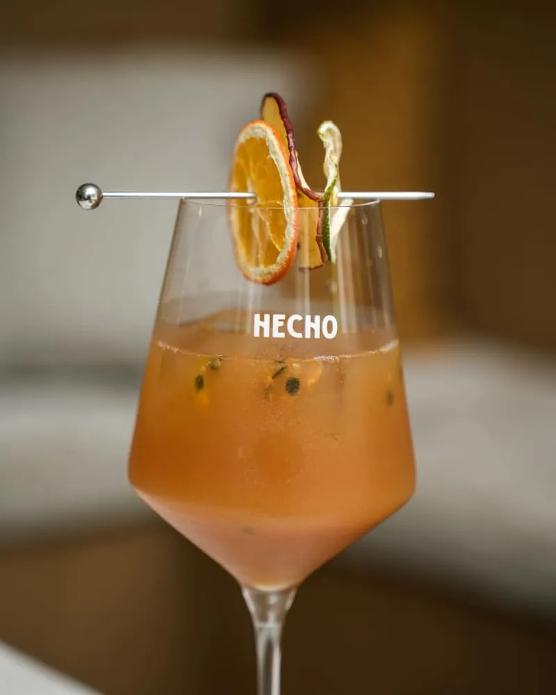 HECHO : Bar & Kitchen
