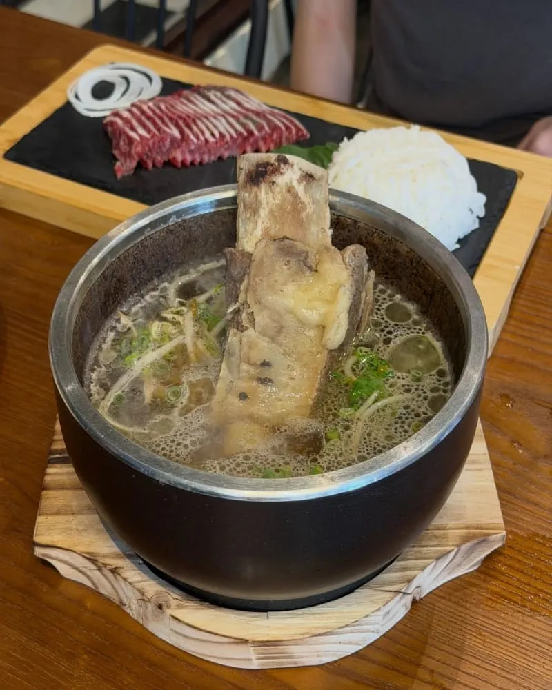 享越 Phở Joy 越式生牛肉河粉