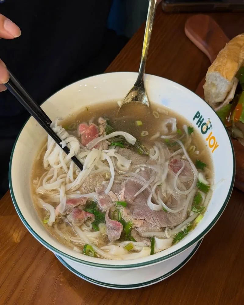 享越 Phở Joy 越式生牛肉河粉