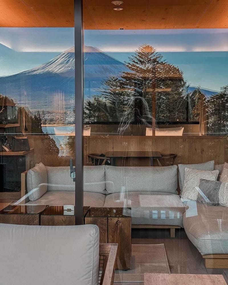 「ふふ富士河口湖」私人富士景溫泉飯店，奢華山間庇護，極致美饗與楓葉寫意，觀光客必選

