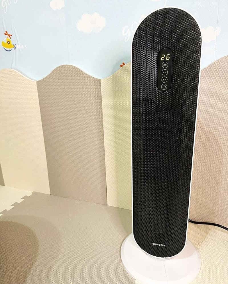 「Thomson 石墨烯微電腦電暖器」冬季必備利器,安全暖意,即開即暖,蕾蕾推薦!!