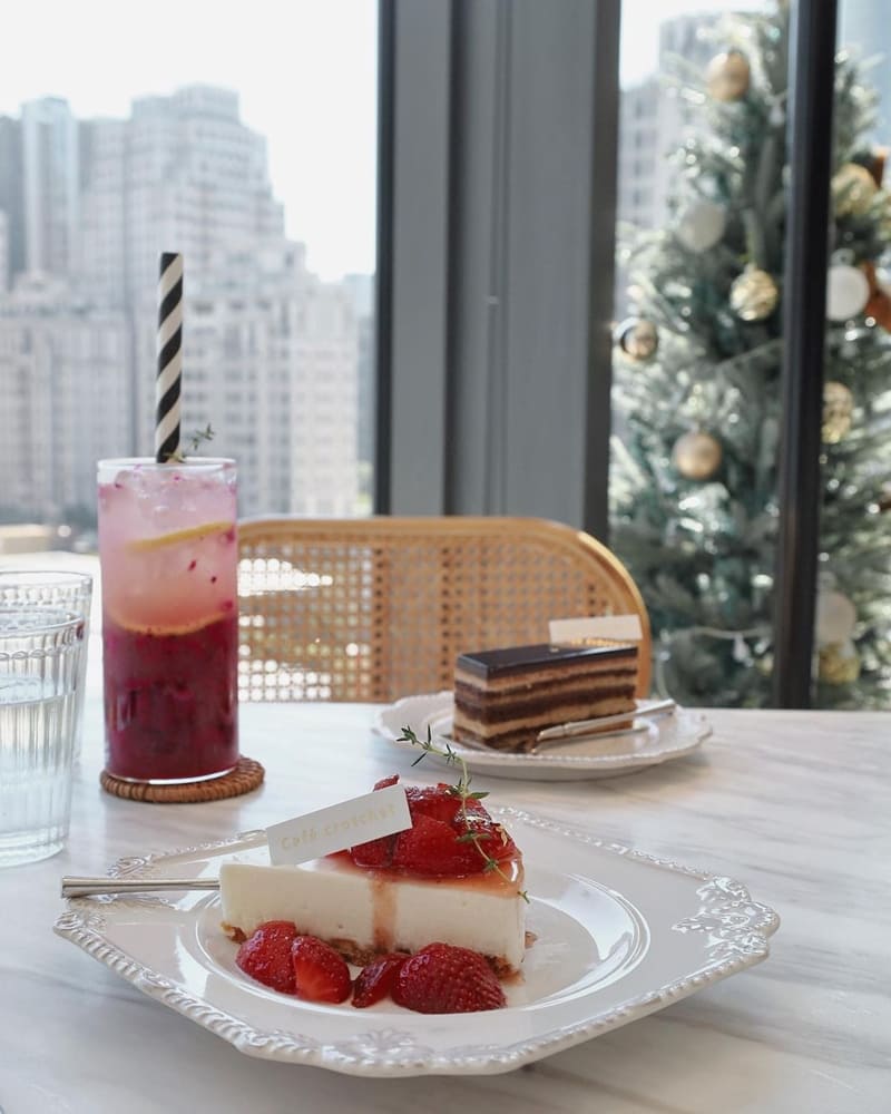 「堁夏咖啡 cafe crotchet」音樂美食、窗外綠地美景、浪漫氛圍、聖誕限定盛宴!