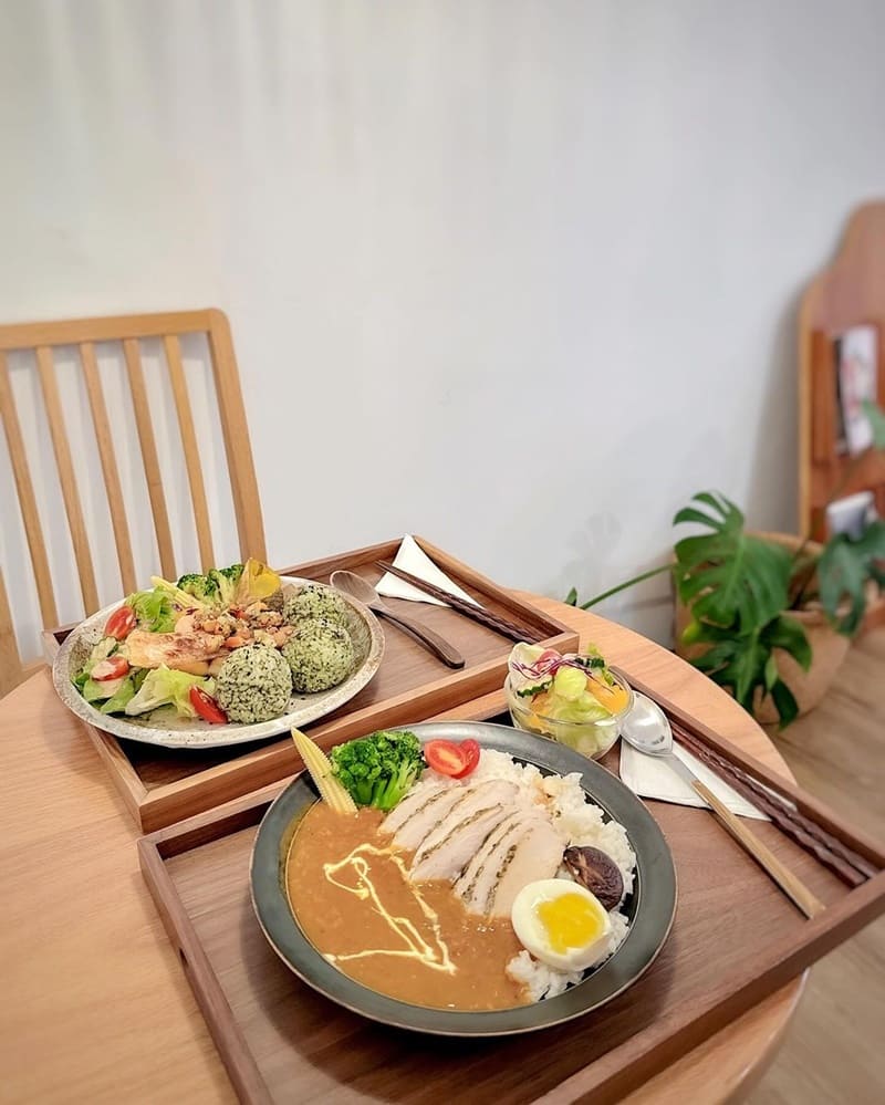 「辺間屋梅子」桃園餐廳推薦|主廚巧手巧思,鱸魚與青醬飯糰相得益彰,令人回味無窮!