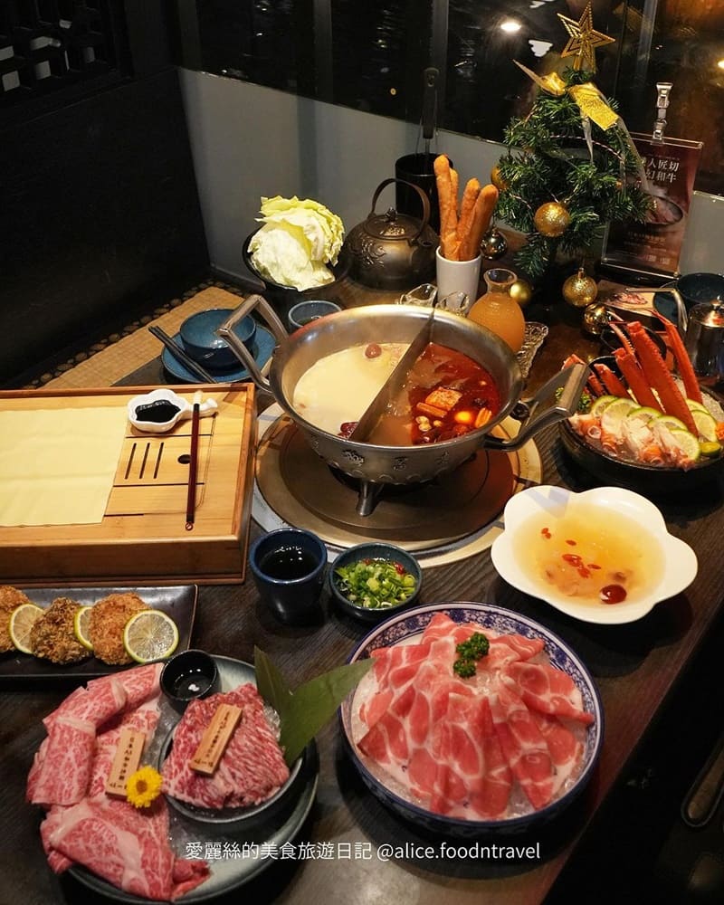 「這一鍋」台中西屯皇室秘藏鍋物｜鉑金饗－極致海陸美饌🍲豐盛鍋物饗宴，冬日最佳選擇！

