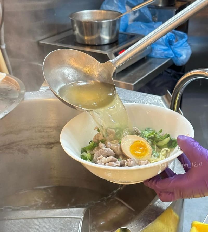 「一面之緣 x 襄楚麵食館」五股新開分店|牛肉麵Q彈濃湯、咖喱飯香醇,限定小菜驚喜多!