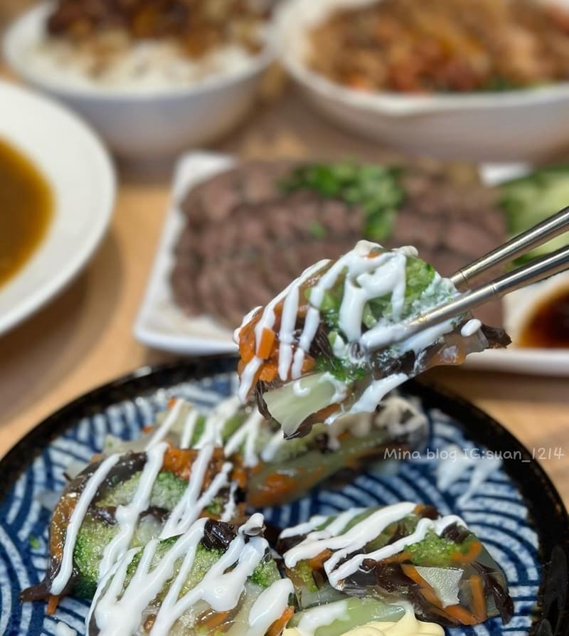 「一面之緣 x 襄楚麵食館」五股新開分店|牛肉麵Q彈濃湯、咖喱飯香醇,限定小菜驚喜多!