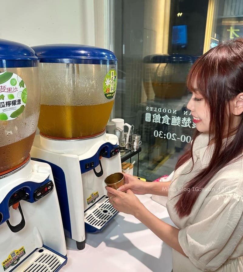 「一面之緣 x 襄楚麵食館」五股新開分店|牛肉麵Q彈濃湯、咖喱飯香醇,限定小菜驚喜多!