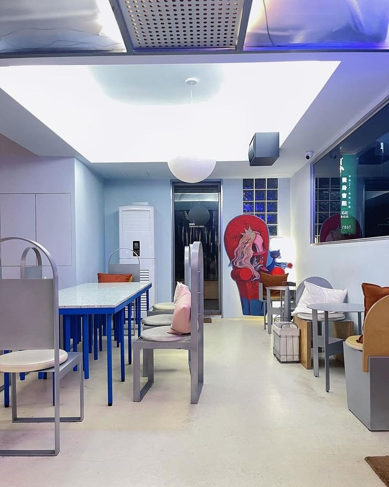 「Cafejiasong咖央」東區韓式風格公寓咖啡廳，巧思童趣設計，舒適寬敞，美味多汁炸雞及精緻漢堡！