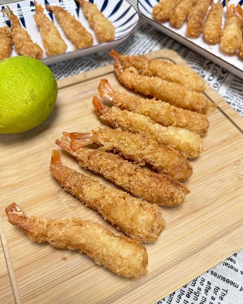 「根島黃金海老炸蝦」IQF冷凍技術保鮮，低密度粗放養殖，飽滿肉質，輕炸酥脆，家中輕松享用高蛋白餐！
