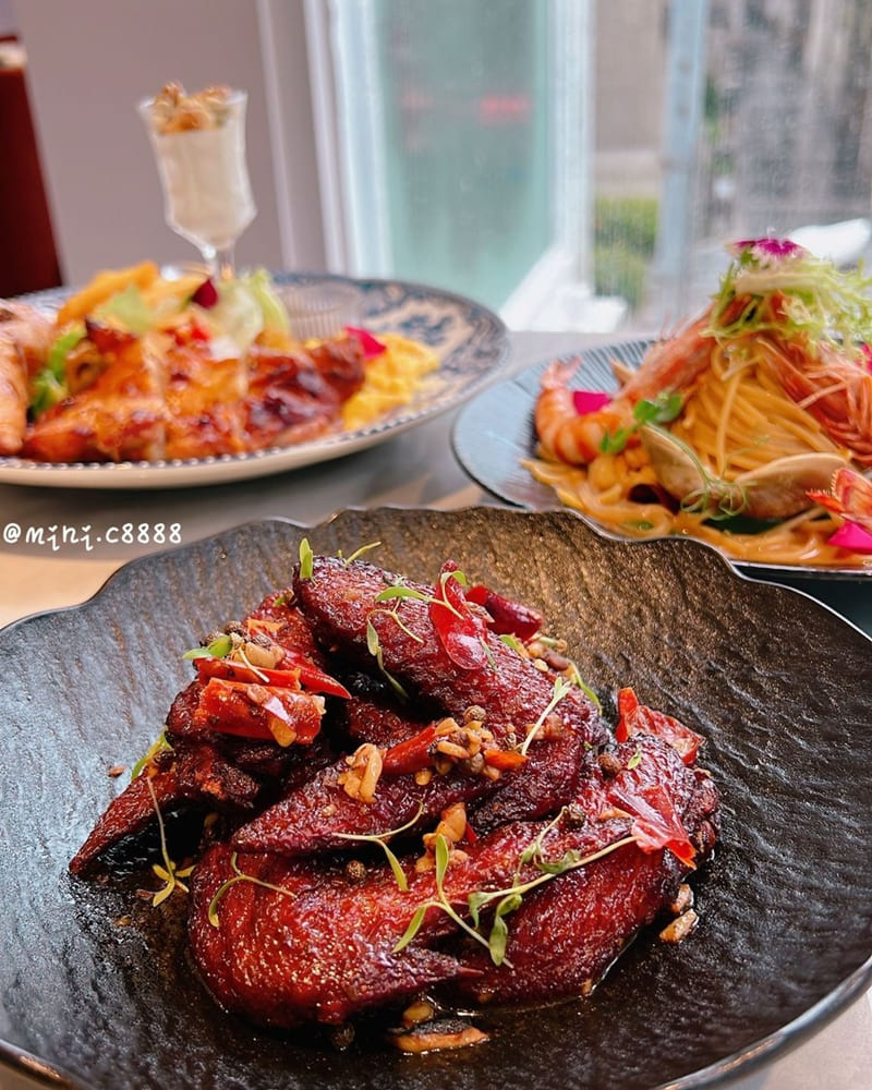「JiNHER 今鶴」台中西屯義式餐酒精緻享受、繆思設計、提供舒適美食體驗！