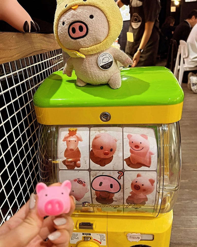 「豬跳舞小餐館」台北大安豬肉狂歡、高CP質肉食天堂、獨特創意小豬元素！