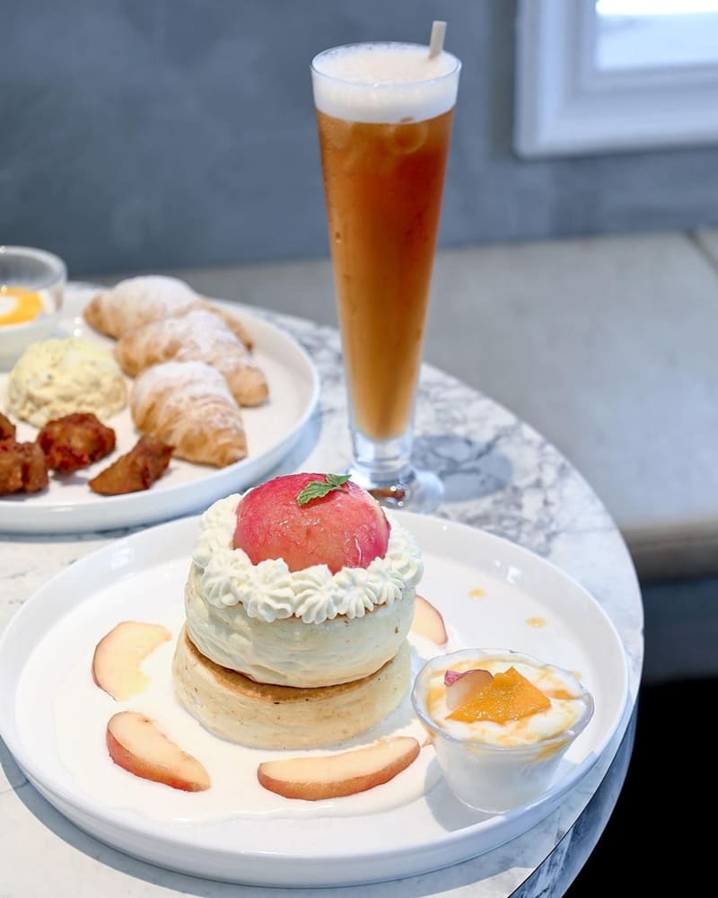 「霜花亭Brunch 公園店」台南夢幻甜點餐廳、品味豐富舒芙蕾、體驗幸福滋味!