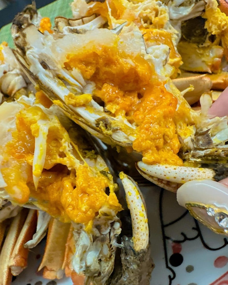 「就是愛海鮮」彰化海產肉品市集、嚴選品質、鮮度保證、A級大閘蟹的極致風味！