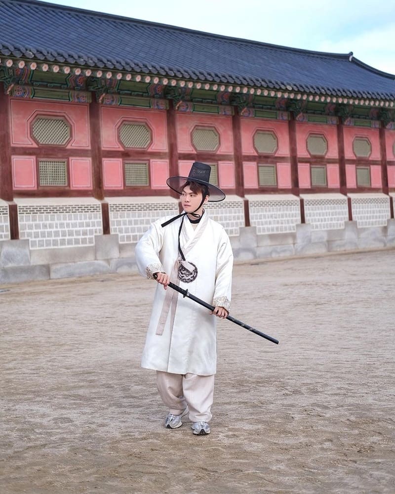 「景福宮」首爾古宮美景，穿韓服融入古風，風光大片不容錯過，體驗韓服魅力，記憶深刻的首爾之旅！