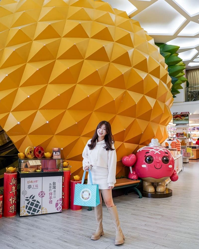 「維格餅家」五股鳳梨酥夢工廠|香氣四溢,DIY體驗與美味口感,團體參訪首選!