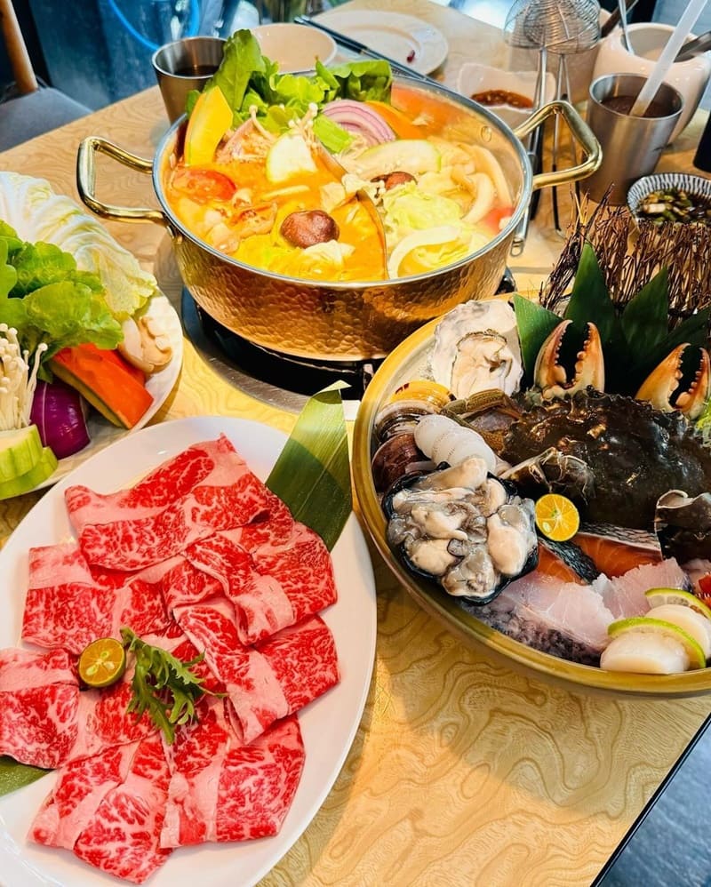 「忻殿堂南洋叻沙鍋物」台北粤式鍋物｜神级南洋叻沙鍋物體驗，海鮮套餐豐盛，絕對值得一試！
