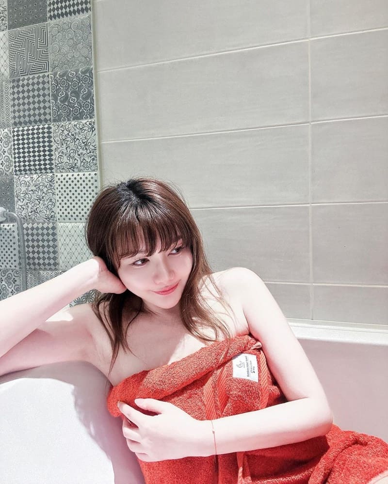 「Good9竹纖維浴巾」天然環保，超吸水480克，溫柔包裹感，熱情晚霞橘為你帶來舒適浴後享受！
