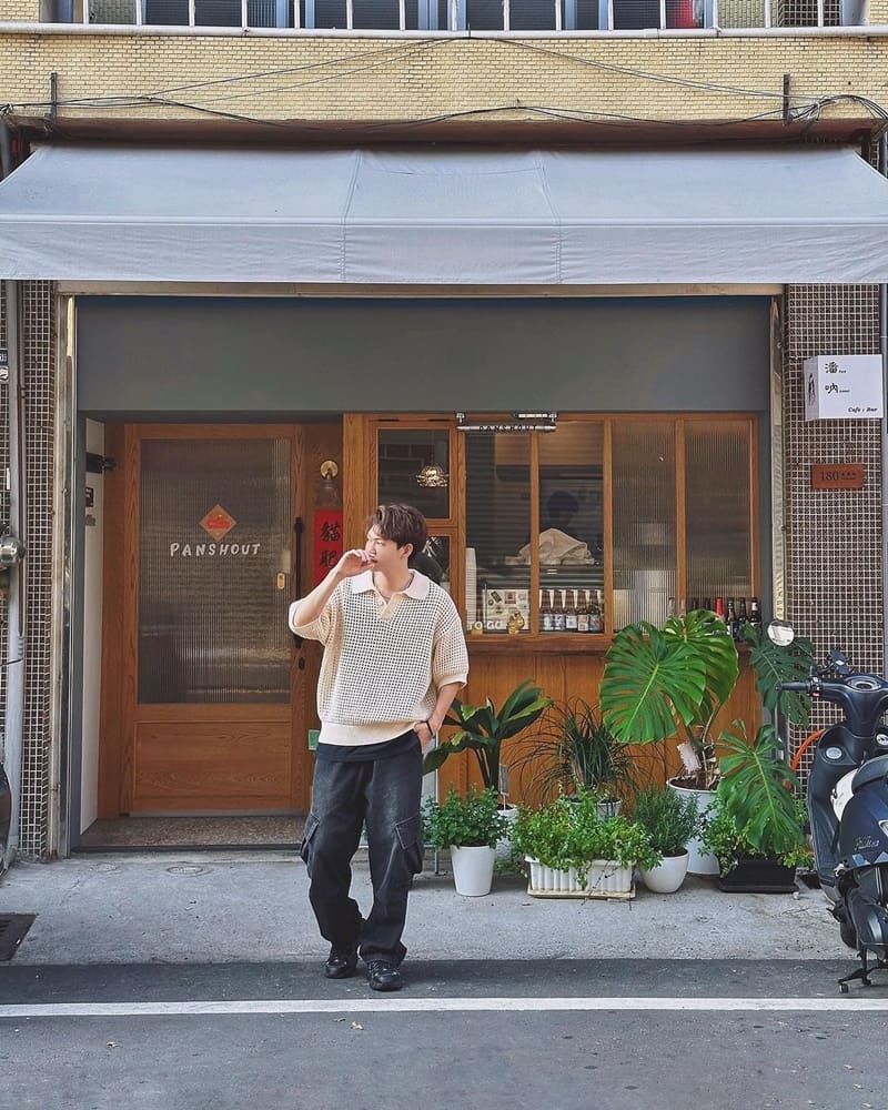 「Panshout coffee 潘吶咖啡」斗六日系風格咖啡館，木質老宅溫馨氛圍，可愛店貓哇貴和米糕！