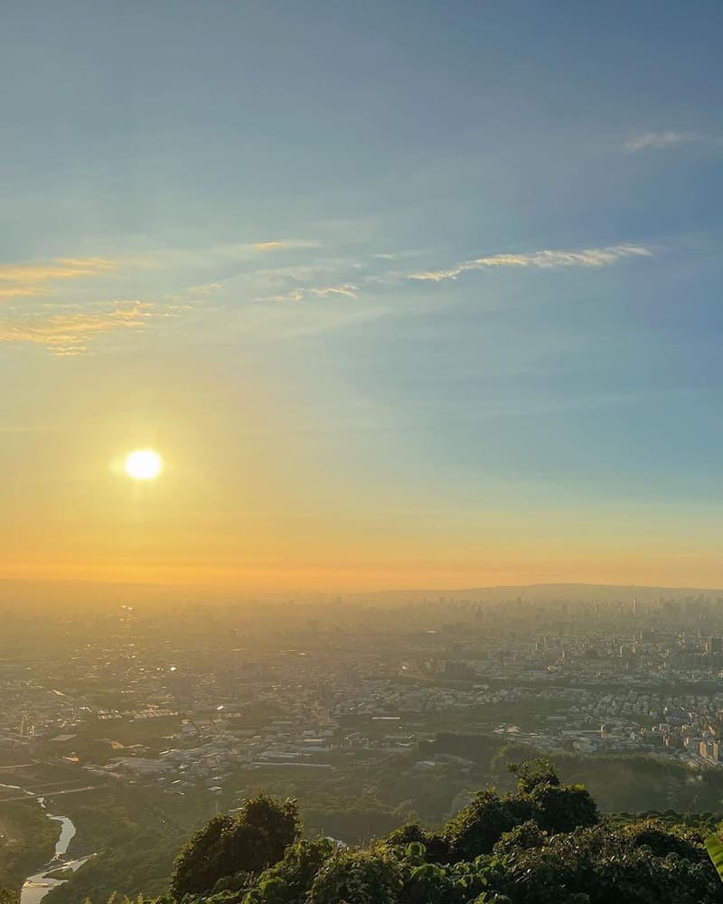 「三汀山望高寮」台中小百岳No.43|太平區之眼、輕鬆爬山、觀雲嶺賞日落!