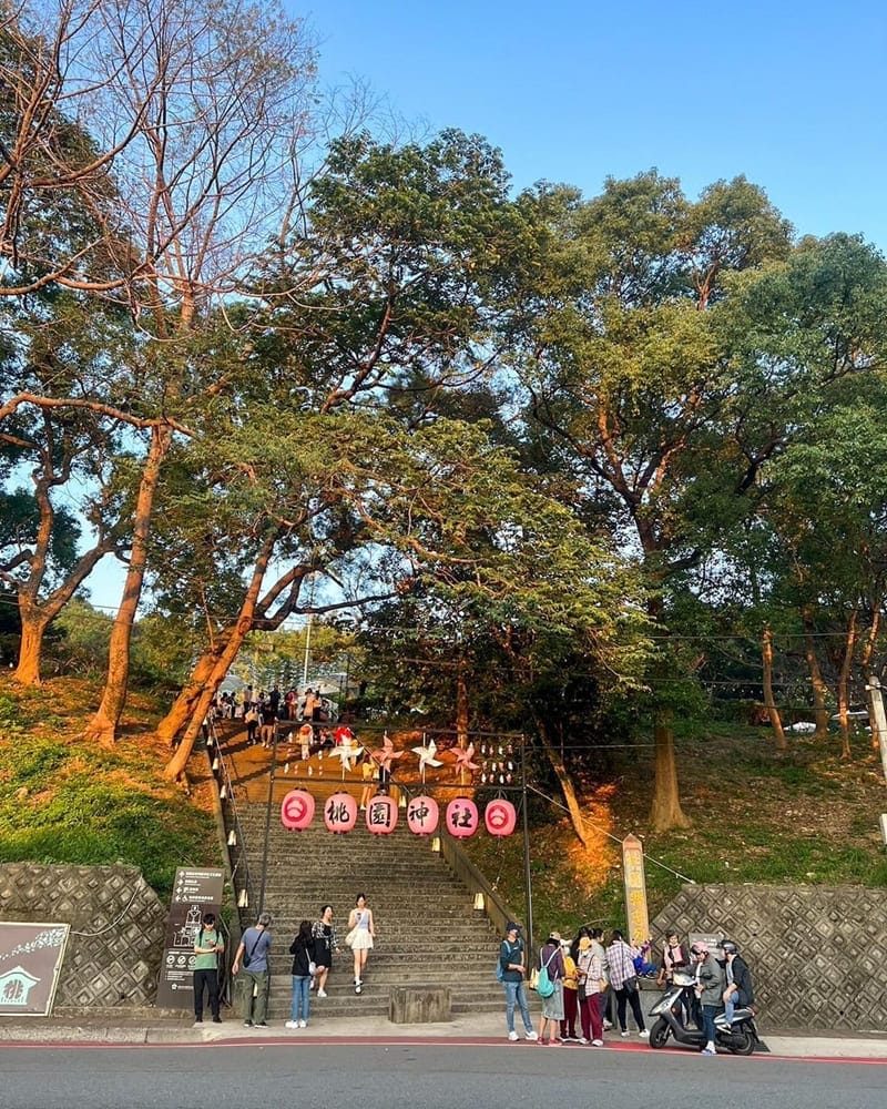 「桃園神社昭和拾參」保存最完整日本神社|祈福繪馬、神社豆花、風鈴回廊!
