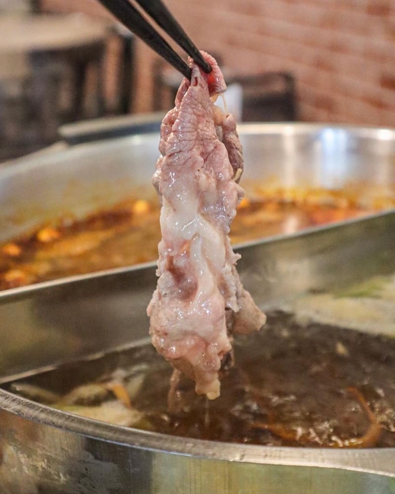 「石憶食鍋」新竹超浮誇石頭火鍋!日本A5黑毛和牛、自助式食材、讓人口水直流!