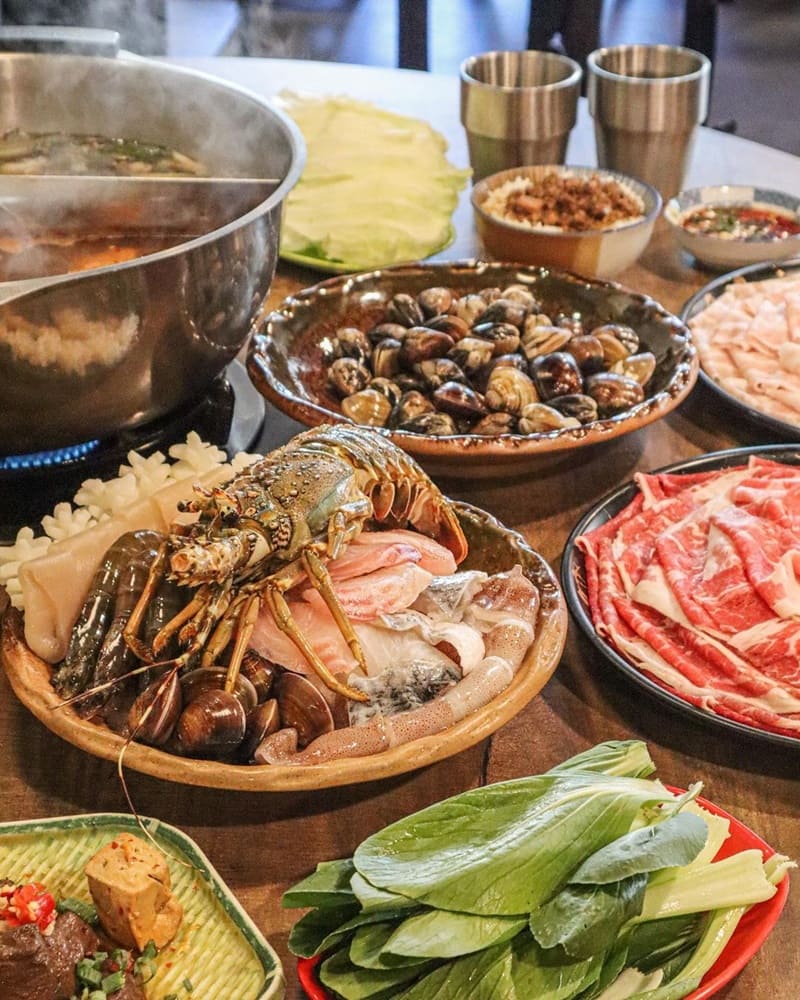 「石憶食鍋」新竹超浮誇石頭火鍋!日本A5黑毛和牛、自助式食材、讓人口水直流!