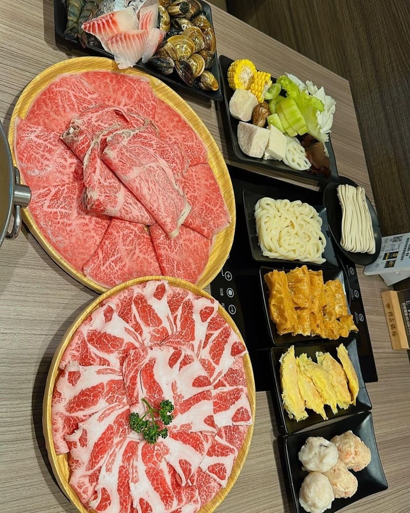 「精焱鍋物」桃園龜山新開幕超熱門鍋物!真材實料、多樣化選擇、海鮮嫩清甜!