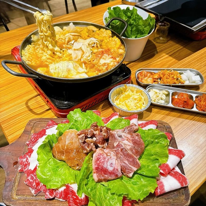 「啾哇嘿喲」東區韓式燒肉吃到飽！品嚐多款精選肉品及特色料理、CP值超高！享受豐富美食饗宴！