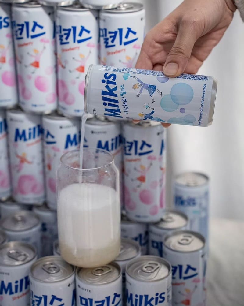 「樂天優格風味碳酸飲」Costco超值優惠!原味&草莓口味、清新爽口、上班下班都適合!