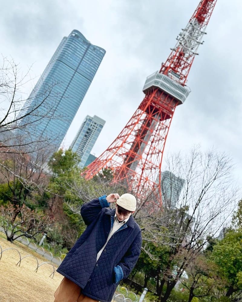 「芝公園」極致日本迷戀！東京鐵塔必拍！獨特視角、草地襯托藍天美景、EJ推薦！