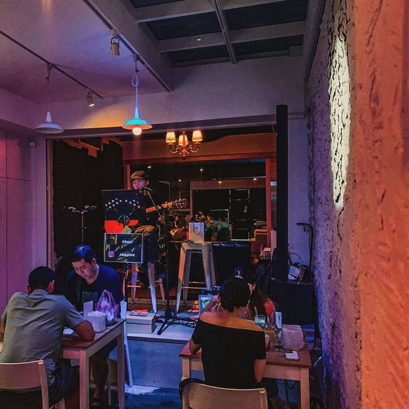 「Simplebar簡單吧」士林夜市隱藏餐酒館!風格獨特、調酒美味、小食水準高、令人驚艷味蕾饗宴!