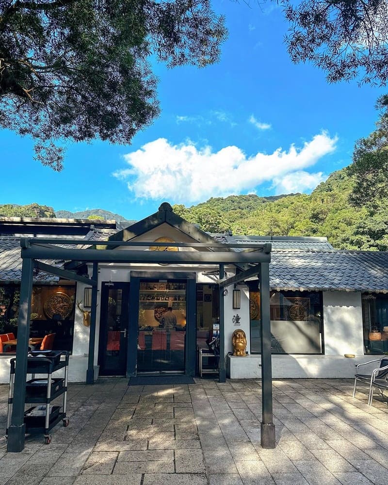 「潼鐵板燒」陽明山美食餐廳推薦!海陸全餐精緻呈現、享受貼心服務及甜點驚喜!