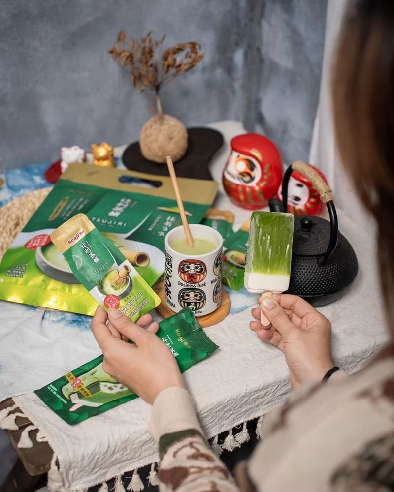 辻利×Kenji聯名!全家獨家冰品「抹茶芝芝茶凍雪糕」!台灣好市多「抹茶沖泡飲」方便又幸福!
