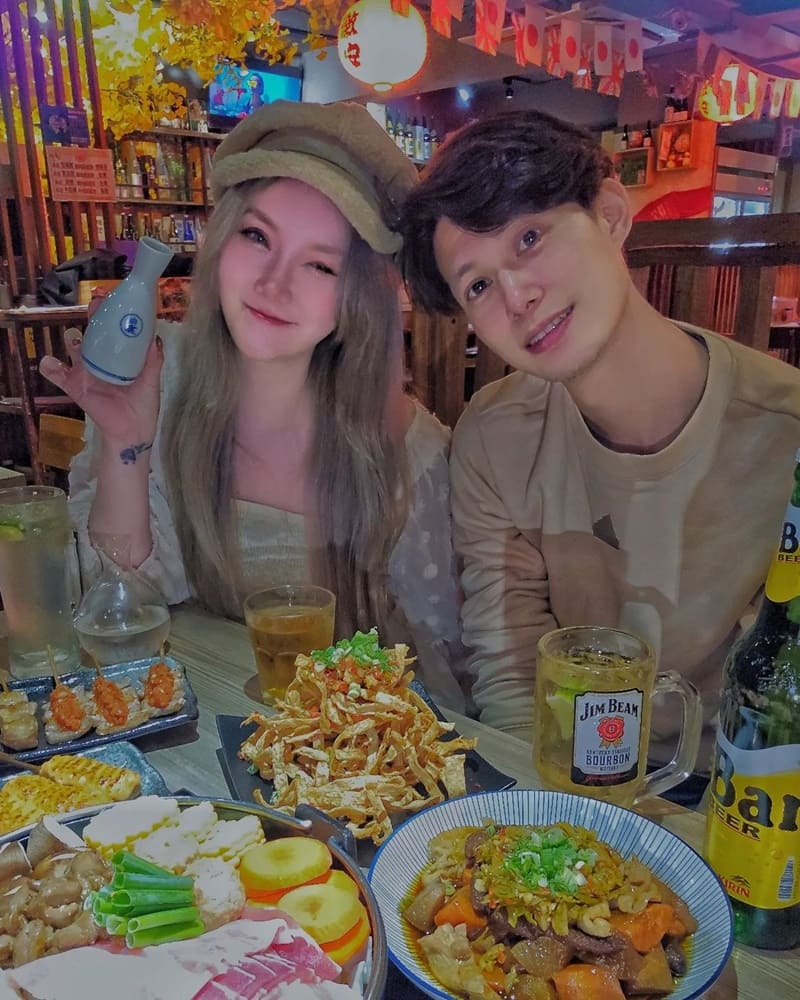 「激安の吉烹酒場」大安敦南三號店!日式氛圍感十足、燒烤居酒、放題698喝到飽!
