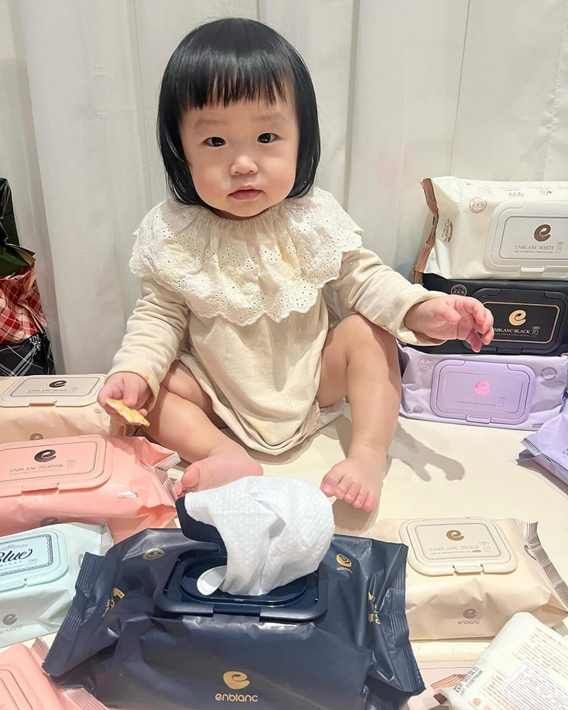 「ENBLANC濕紙巾」韓國人氣第一品牌、專為寶寶打造、高品質選擇、柔軟吸水！