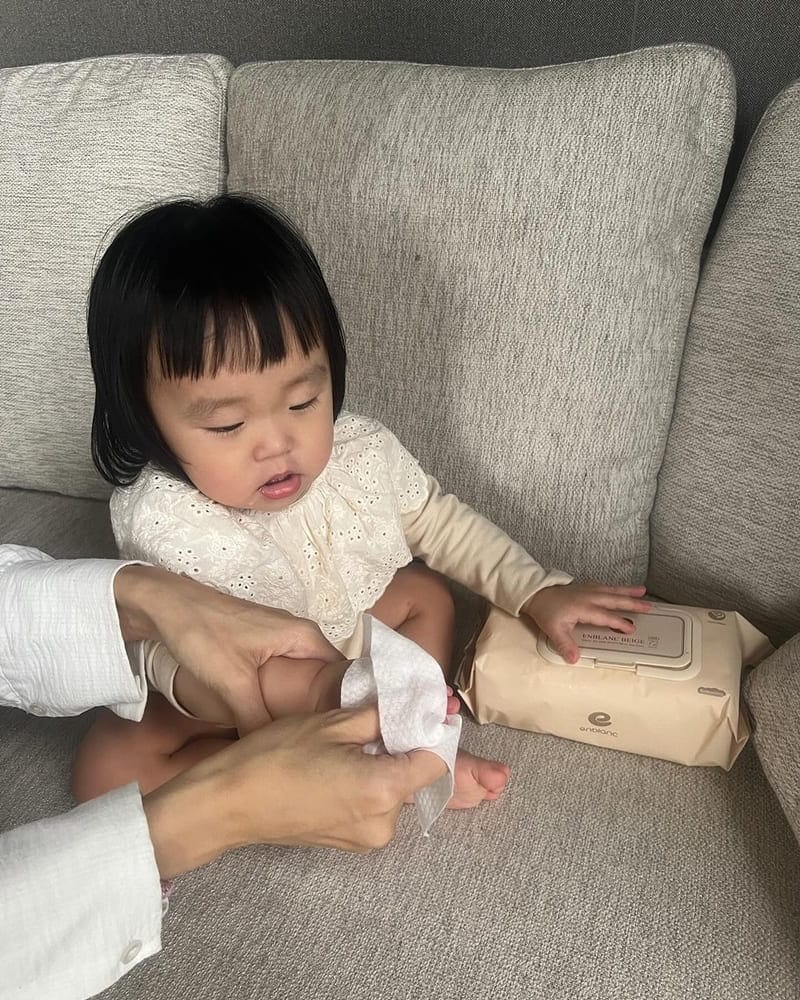 「ENBLANC濕紙巾」韓國人氣第一品牌、專為寶寶打造、高品質選擇、柔軟吸水！