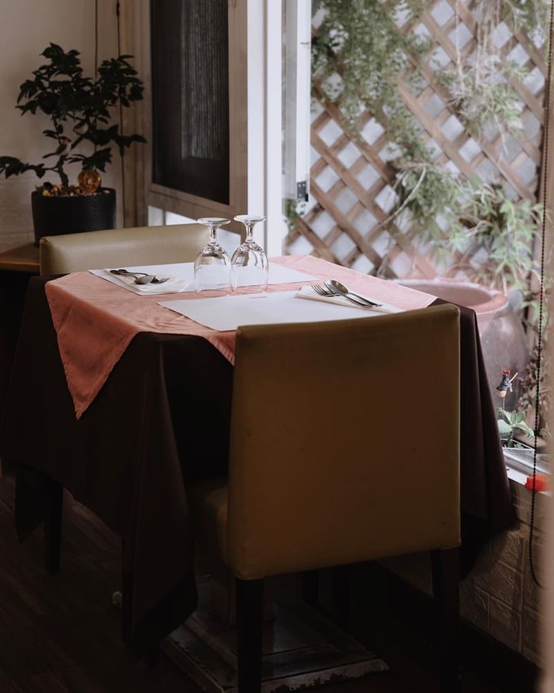 「白話文學餐廳」嘉義東區隱藏高級義式餐廳、二十年老字號、特色義大利麵料理！
