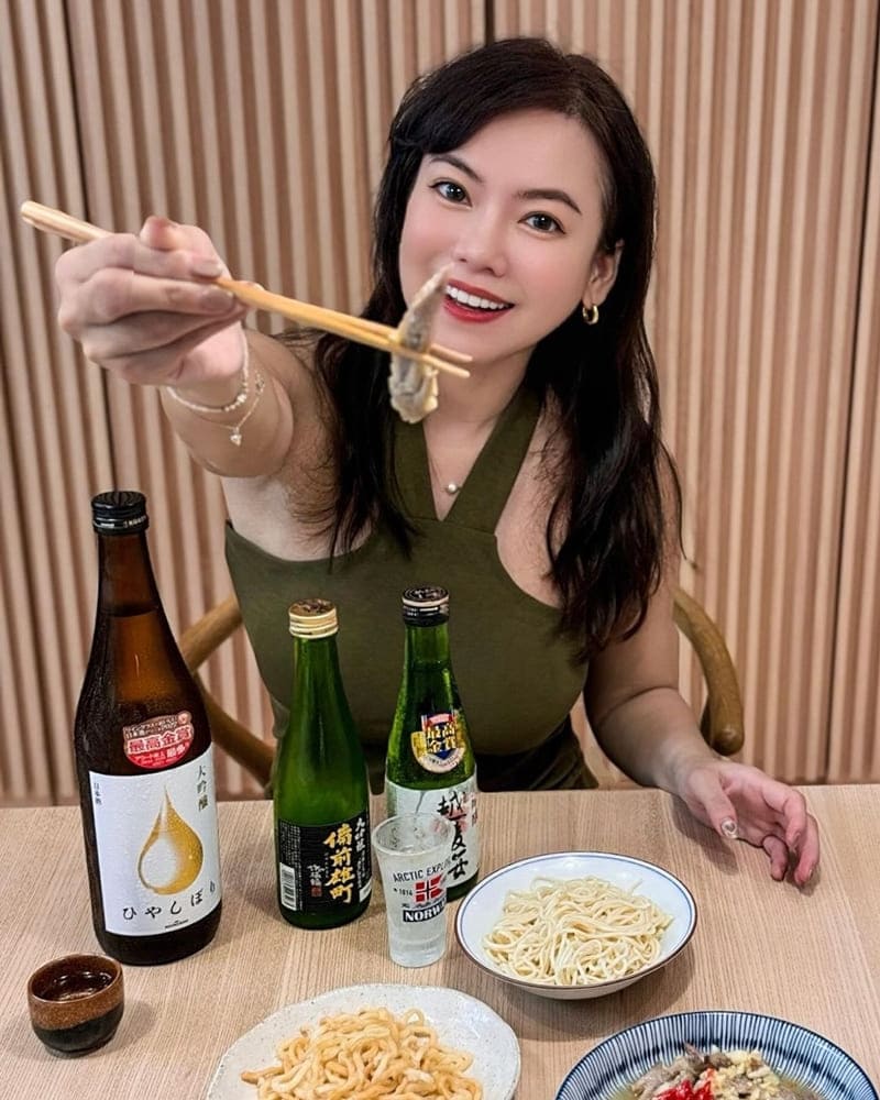 「大佬嗶」高雄瑞豐夜市隱藏美食店、無敵爆蒜料理、正宗香港小吃、絕配下酒菜!