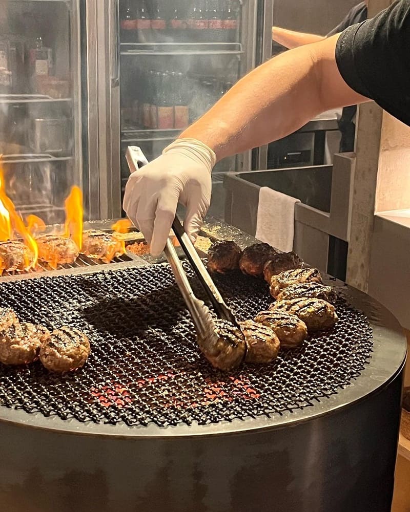 「挽肉と米」台北中山店日本漢堡排！100%純和牛漢堡排、豐富配料、極致美味！