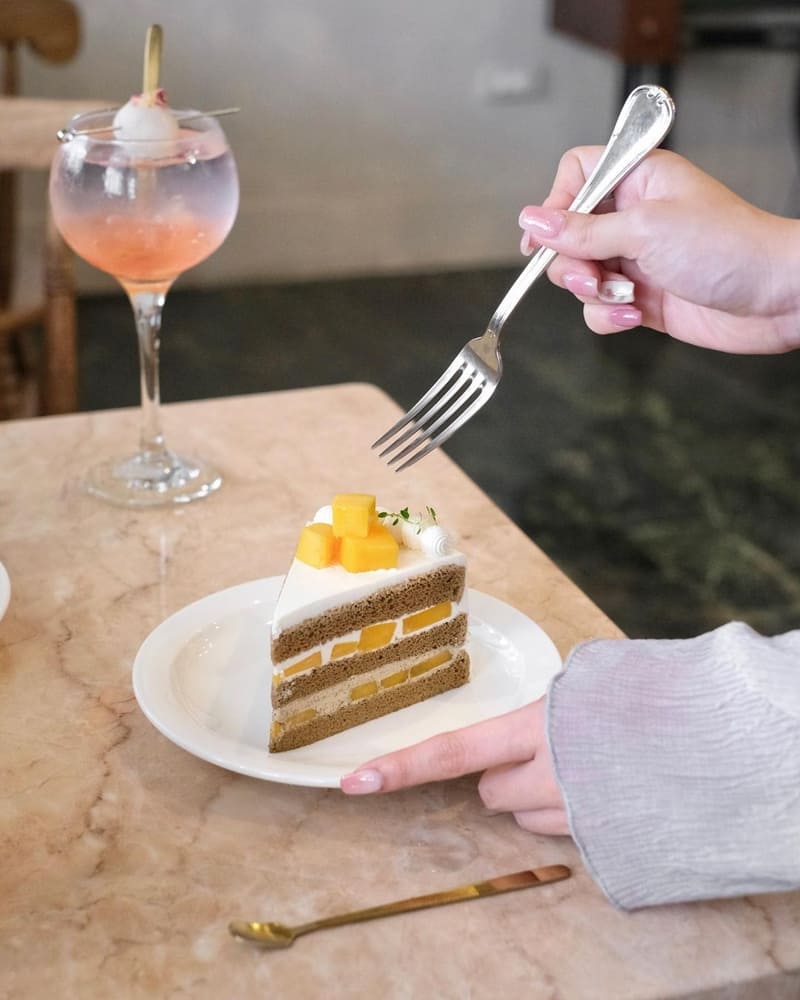 「RAN CAFE」高雄前金歐風寵物友善咖啡廳、樹苒小鎮更名強勢回歸、高顏值飲品!