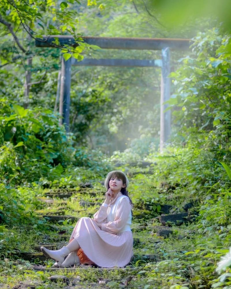 曾經在荒煙漫草中被人遺忘的加灣神社,在部落族人沿用太魯閣族的砌石技術,攜手修復失落已久的神社,
終於讓更多旅人感受到台灣原鄉和日本傳統文化的碰撞,原來是這麼美好無邊界。