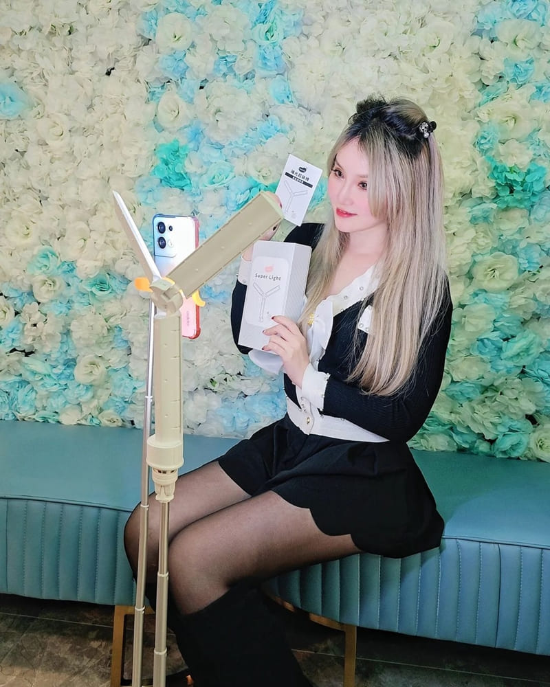 「MAGIPEA美極品」專業攝影神器!補光超級強、超長伸縮桿、輕巧便攜!