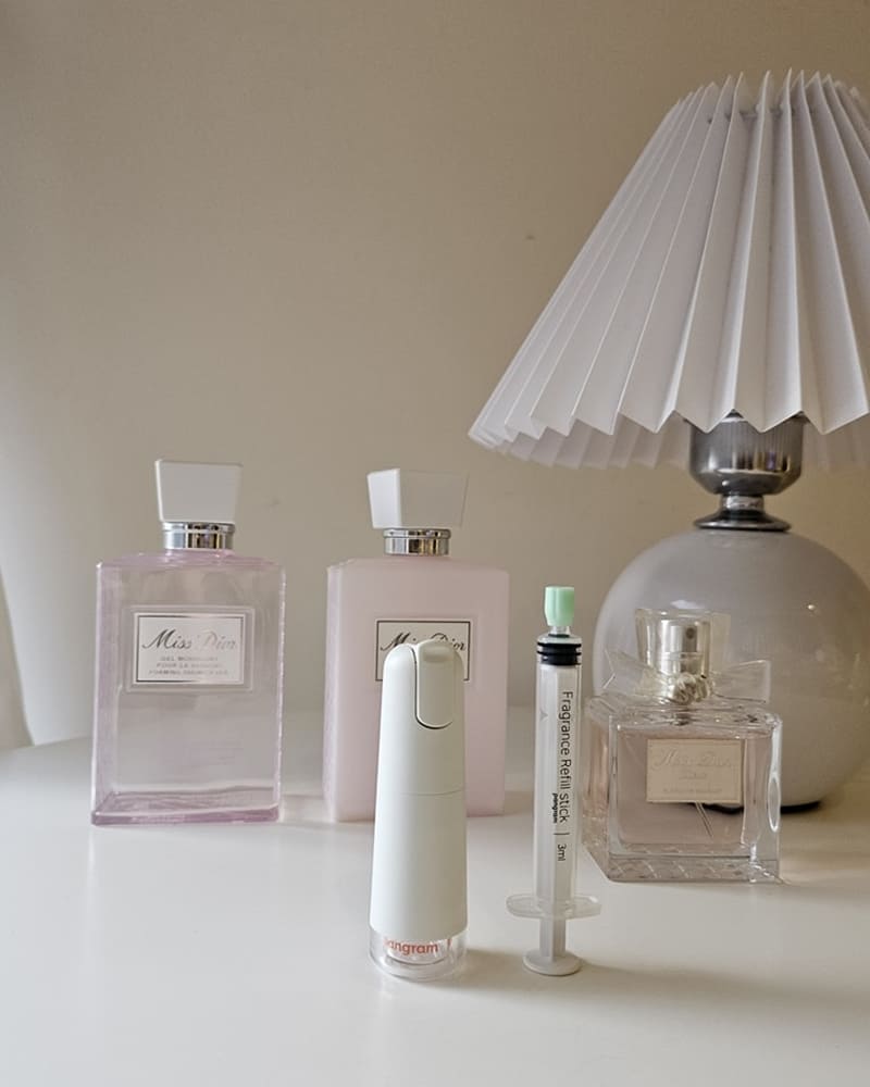「Pangram Sleek N1」專業香氛噴霧器、香水分裝、簡便隨身攜帶、保持魅力獨特!