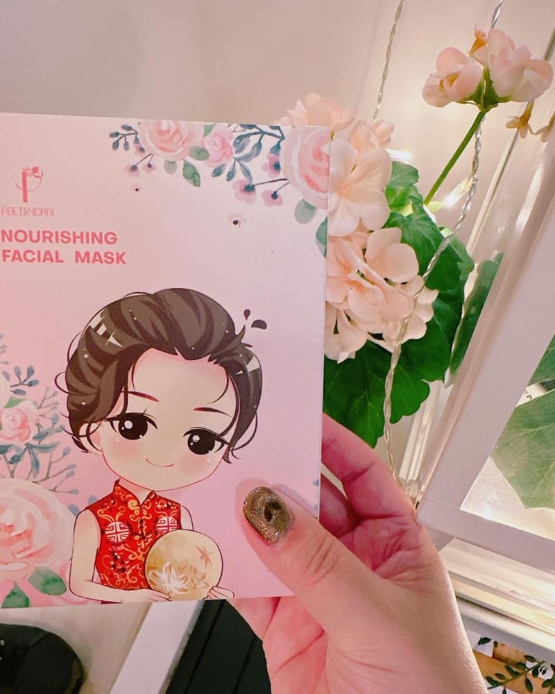 「詩丹妮」美由肌膚散發出光彩!保濕清潔、四季呵護、小水庫保濕、無油慮戰痘!