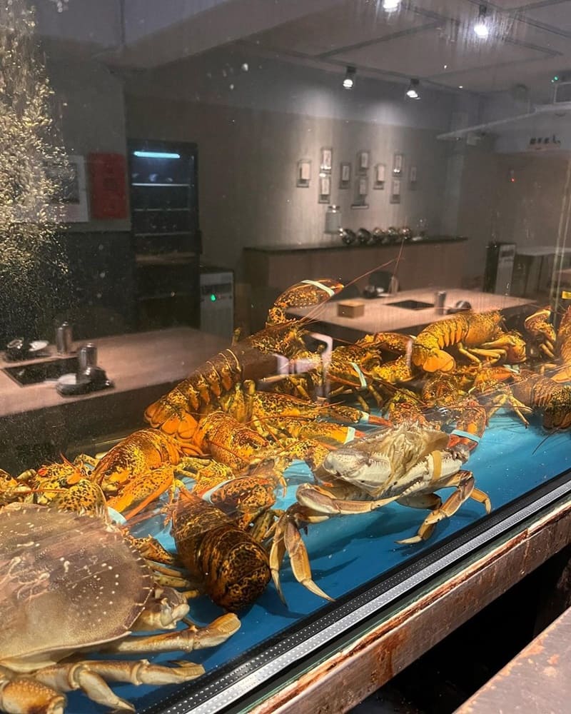 「深紅汕頭鍋物」海鮮控必收藏!太澎湃海鮮盛宴、屠龍計畫雙人餐、頂級高CP火鍋!